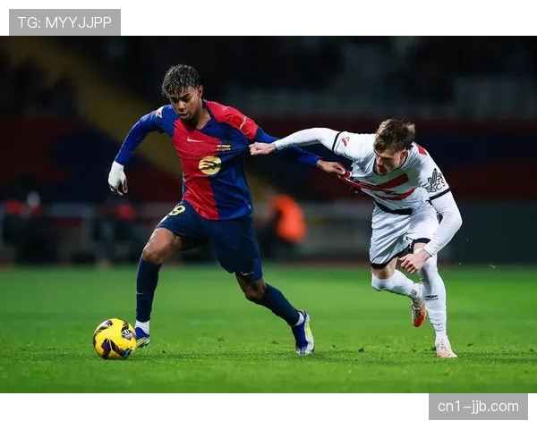 奥尔莫伤愈复出即进球，巴萨锋线竞争加剧